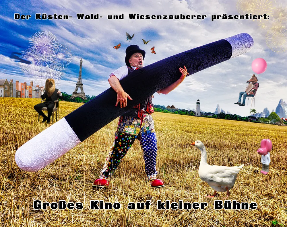 Tutti hält einen riesigen Zauberstab im Stoppelfeld, daneben eine Gans: Großes Kino auf kleiner Bühne